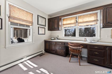 5 Autumn Ridge Road New Fairfield CT 06812