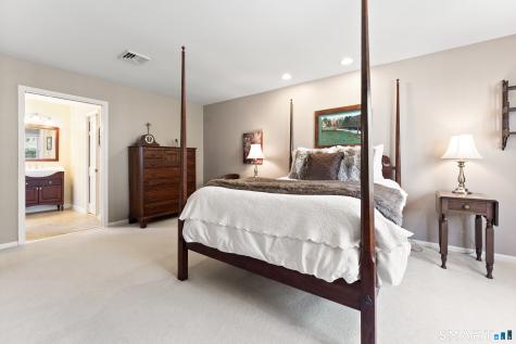 5 Autumn Ridge Road New Fairfield CT 06812