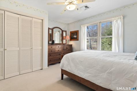 5 Autumn Ridge Road New Fairfield CT 06812