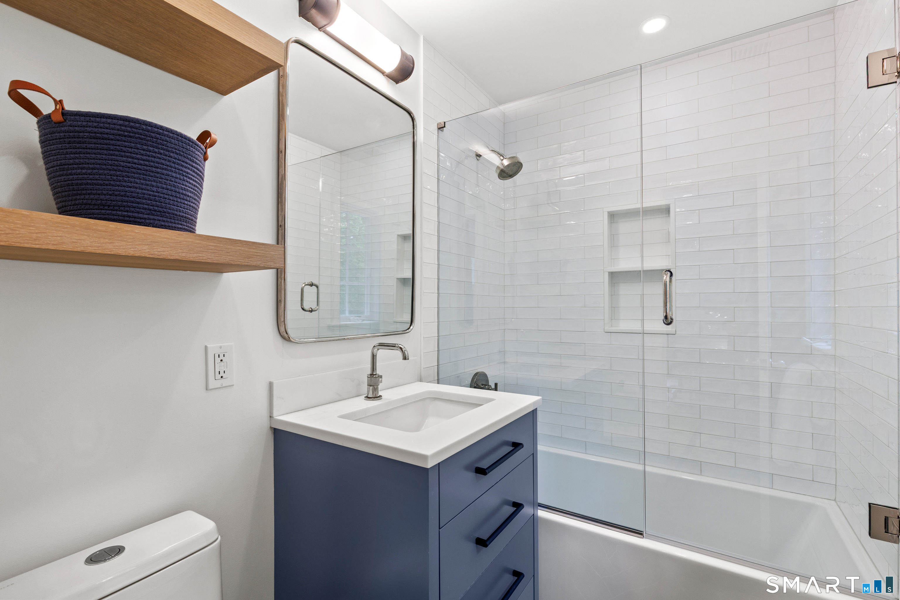 599 North Wilton Road New Canaan CT 06840