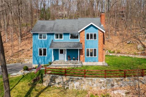 13 Bigelow Road New Fairfield CT 06812