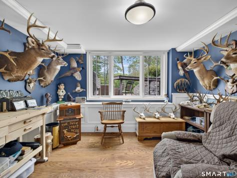 178 Great Neck Road Waterford CT 06385