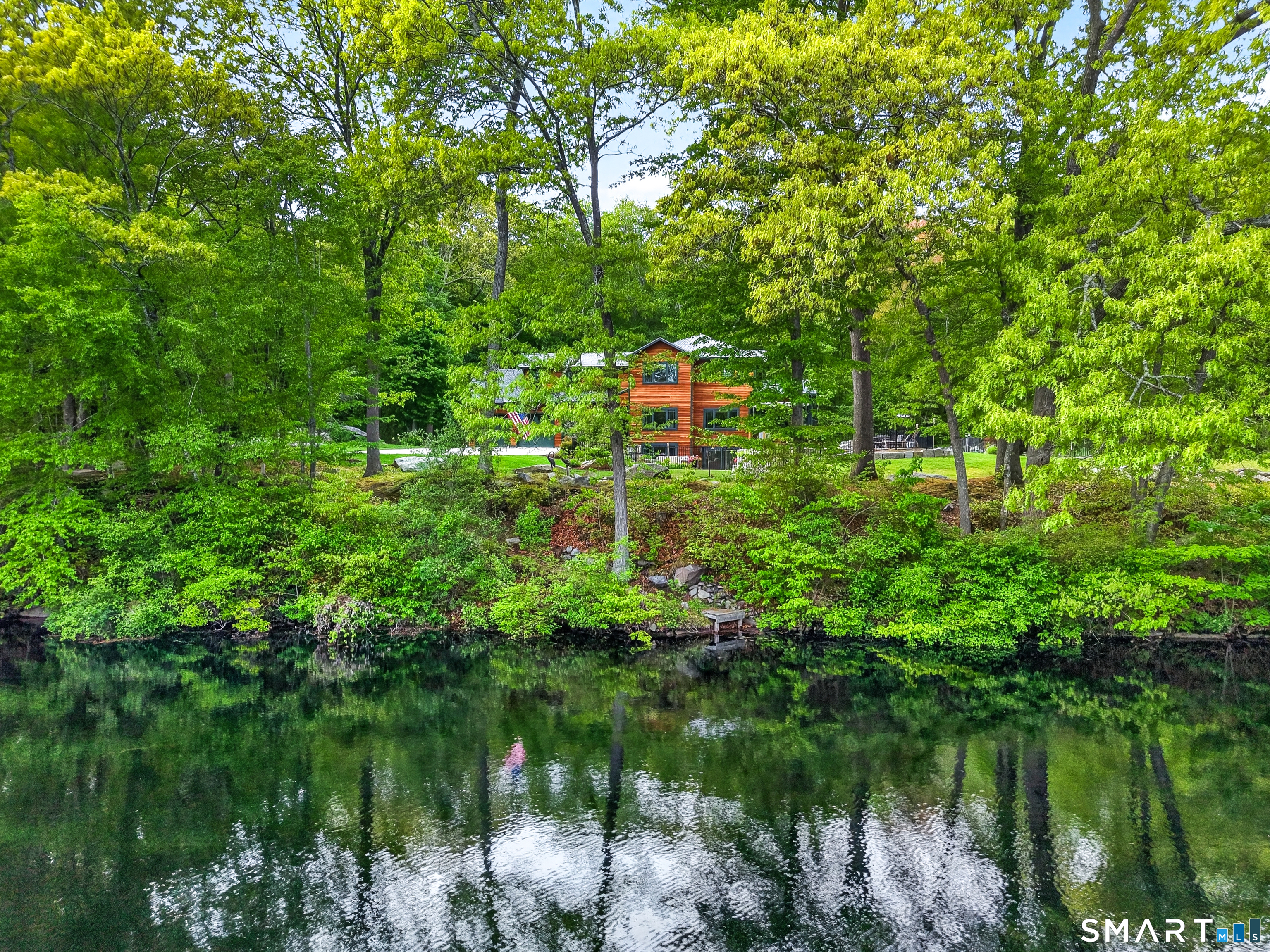 178 Great Neck Road Waterford CT 06385