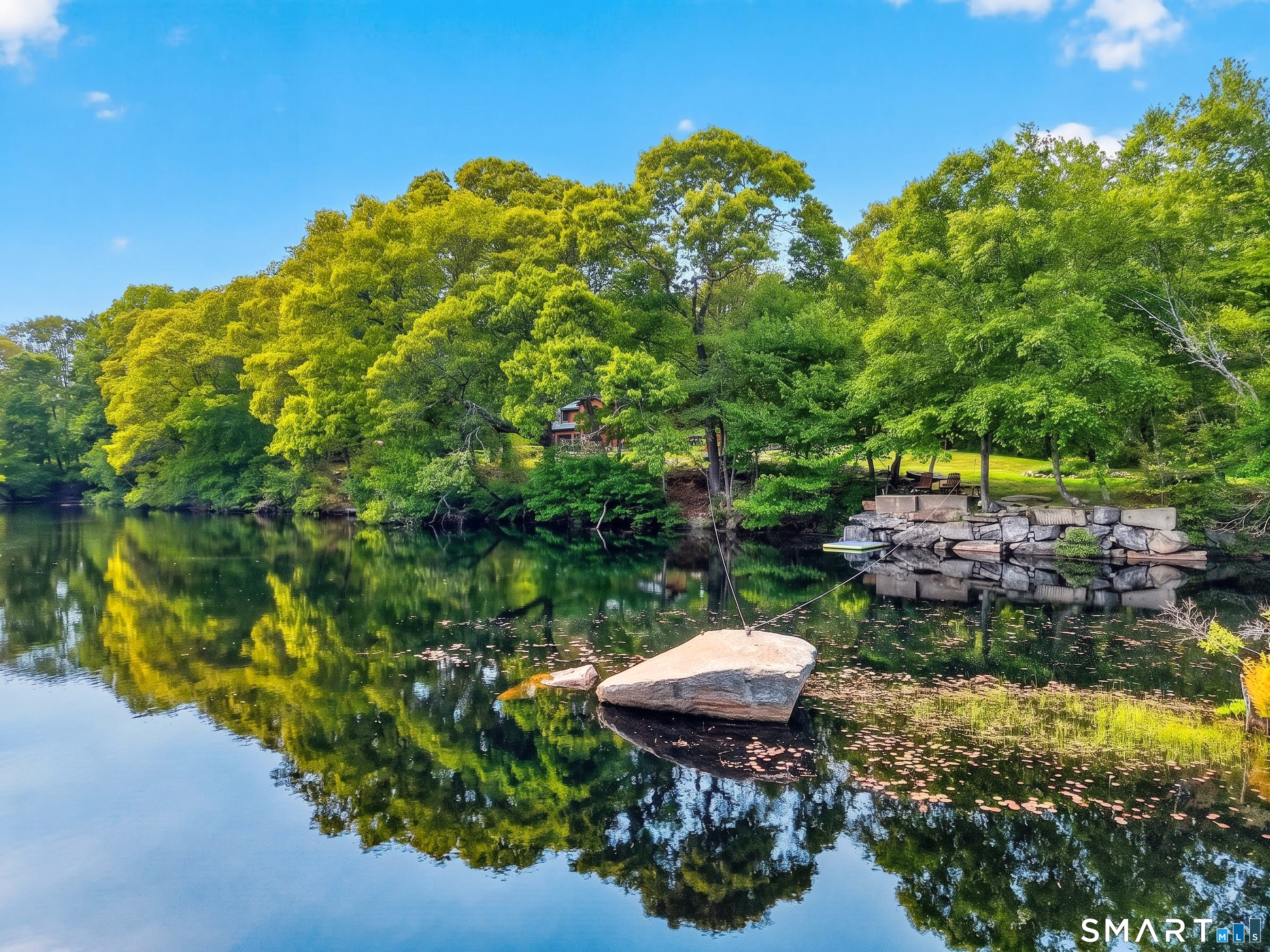 178 Great Neck Road Waterford CT 06385
