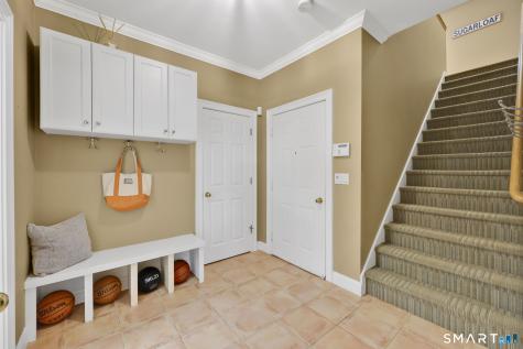 15 Spruce Lane Simsbury CT 06089
