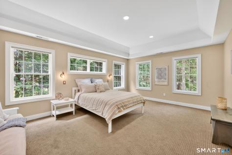 15 Spruce Lane Simsbury CT 06089