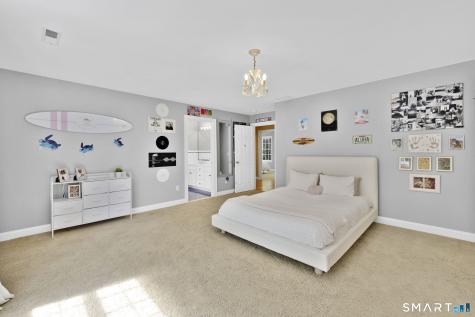 15 Spruce Lane Simsbury CT 06089