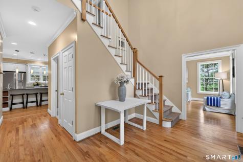 15 Spruce Lane Simsbury CT 06089