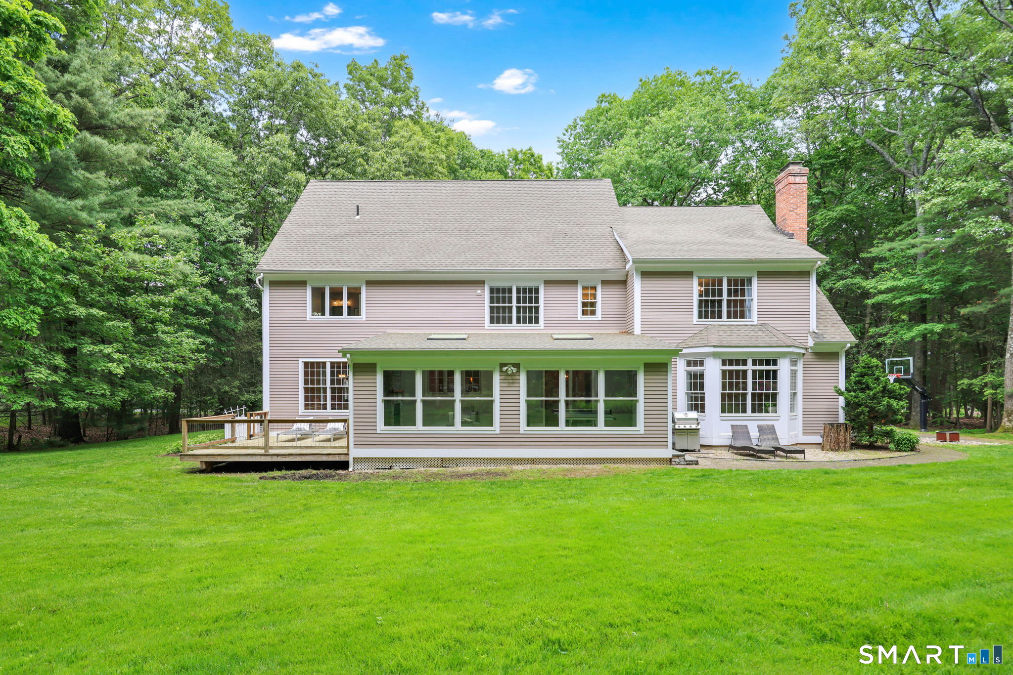 15 Spruce Lane Simsbury CT 06089