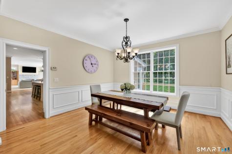 15 Spruce Lane Simsbury CT 06089