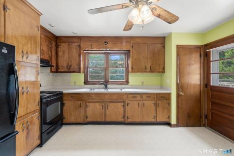 32 Cedar Lane Montville CT 06382