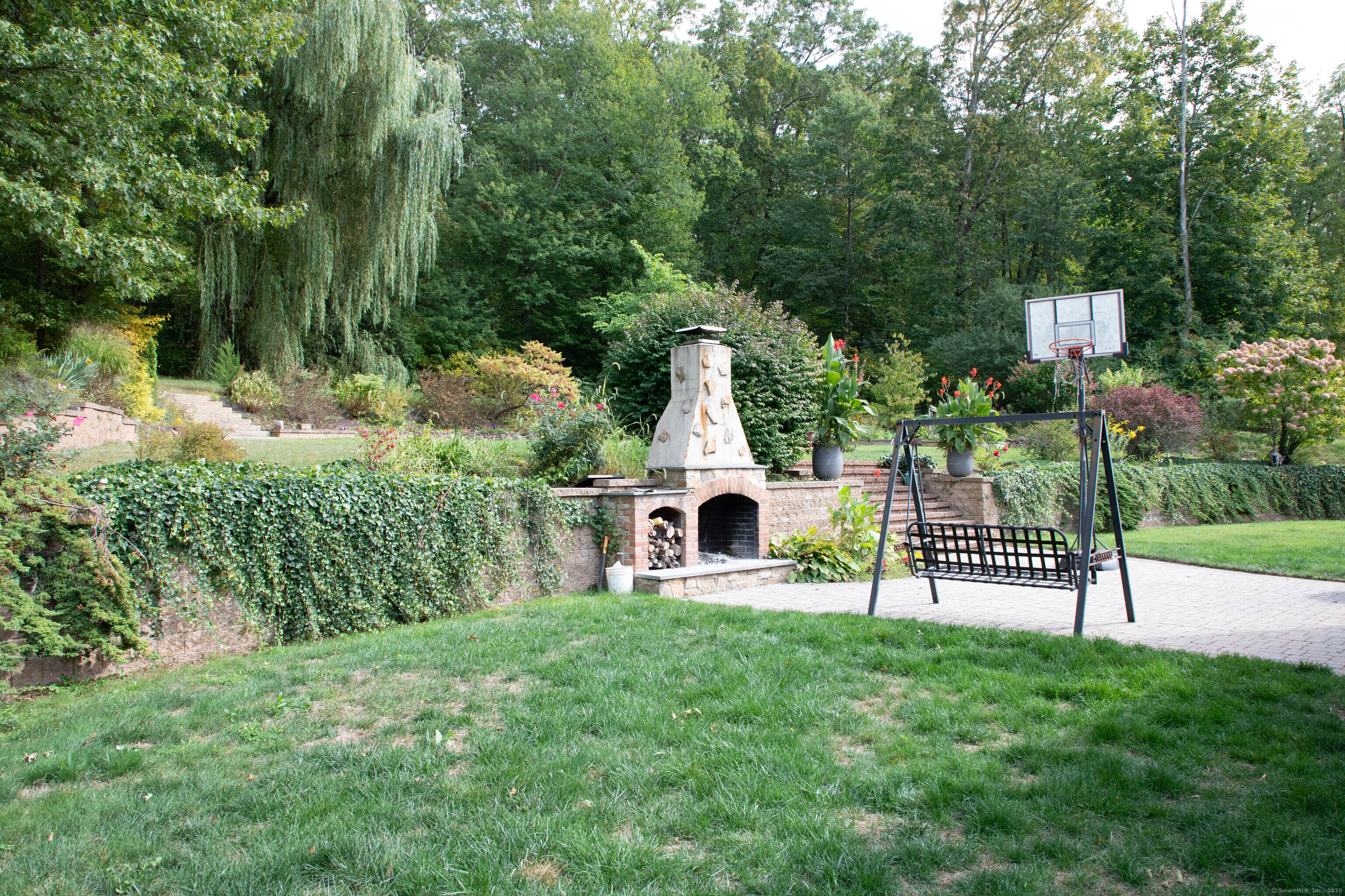 61 Pine Hollow Drive Southington CT 06489