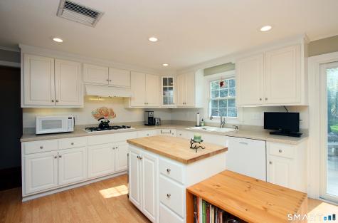 38 Anvil Drive Avon CT 06001
