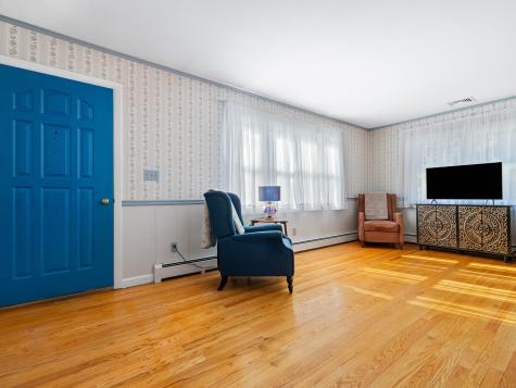 19 Cove Drive East Lyme CT 06357