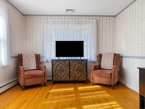 19 Cove Drive East Lyme CT 06357