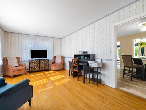 19 Cove Drive East Lyme CT 06357