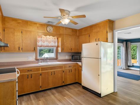 19 Cove Drive East Lyme CT 06357