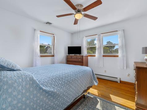 19 Cove Drive East Lyme CT 06357