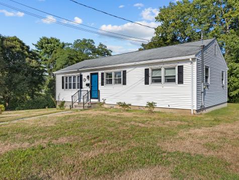 19 Cove Drive East Lyme CT 06357