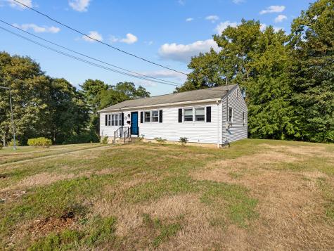 19 Cove Drive East Lyme CT 06357