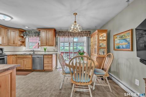 23 Fleetwood Drive Danbury CT 06810