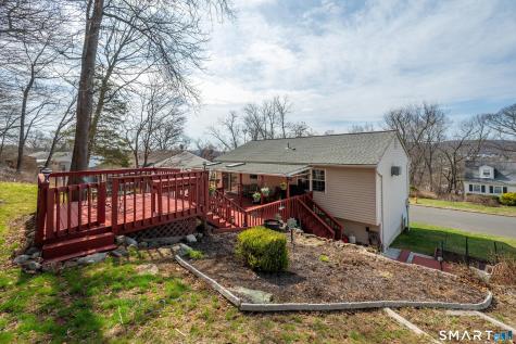 23 Fleetwood Drive Danbury CT 06810