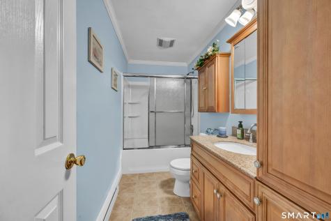 23 Fleetwood Drive Danbury CT 06810