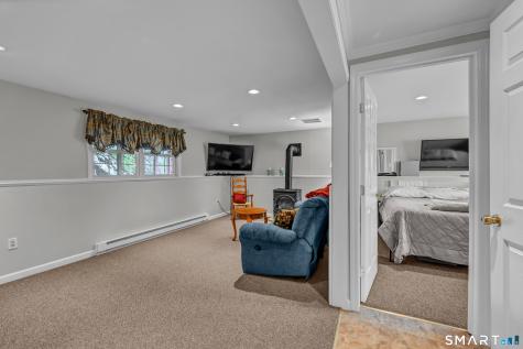 23 Fleetwood Drive Danbury CT 06810
