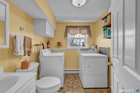 23 Fleetwood Drive Danbury CT 06810