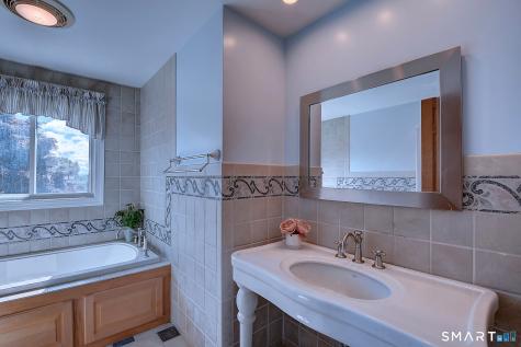 410 Westwood Hill Wethersfield CT 06109