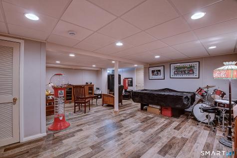 410 Westwood Hill Wethersfield CT 06109