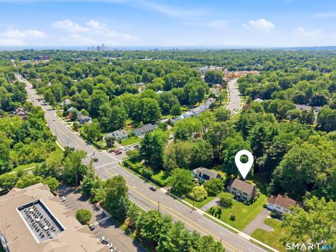 2409 Albany Avenue West Hartford CT 06117