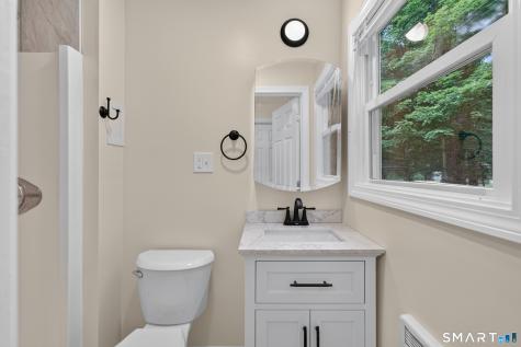 11 Glover Avenue Old Lyme CT 06371