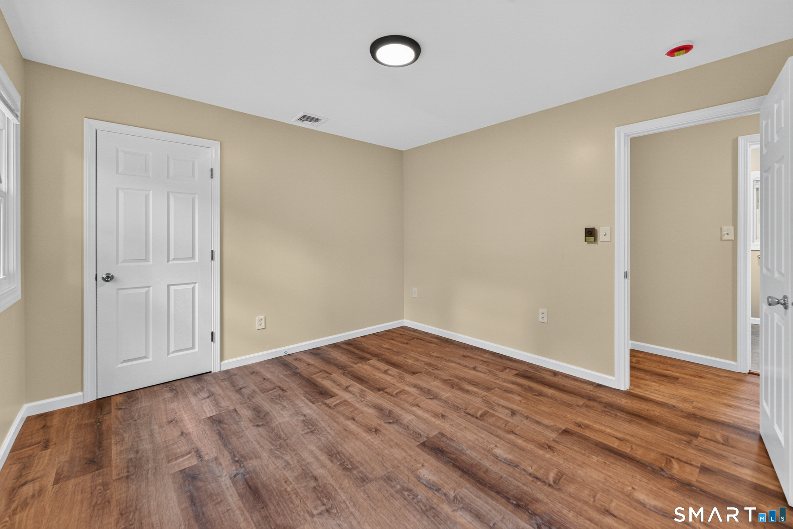 11 Glover Avenue Old Lyme CT 06371
