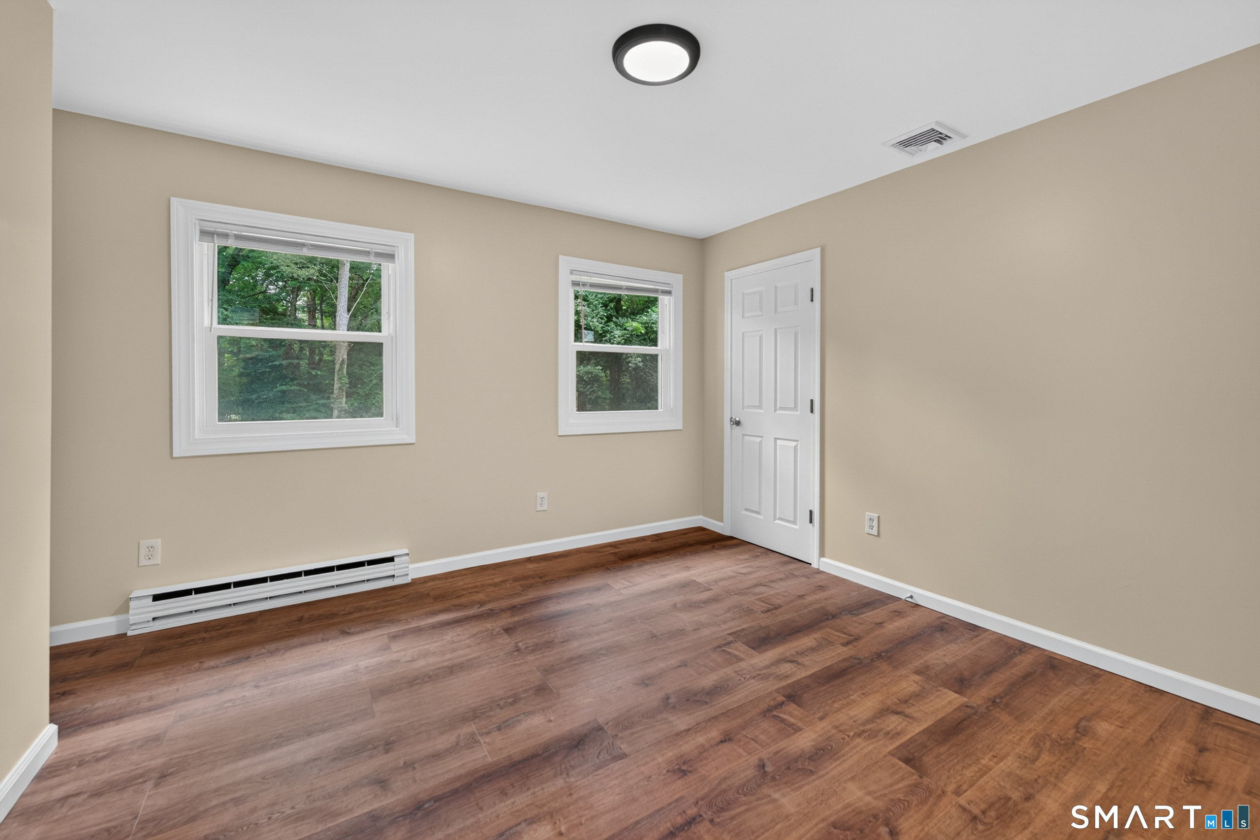 11 Glover Avenue Old Lyme CT 06371