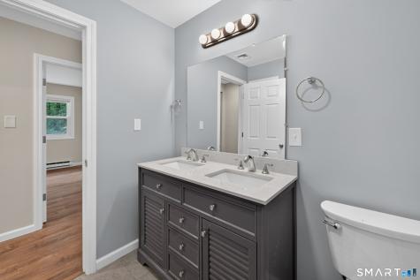 11 Glover Avenue Old Lyme CT 06371