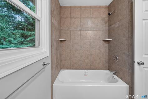 11 Glover Avenue Old Lyme CT 06371