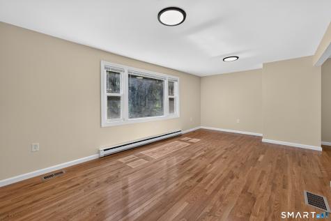11 Glover Avenue Old Lyme CT 06371