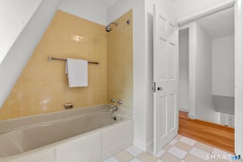 74 Mountain Spring Road Farmington CT 06032
