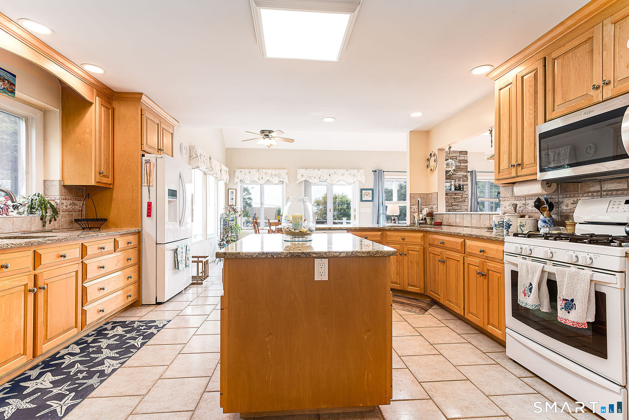 7 Windward Way Waterford CT 06385
