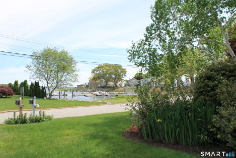 7 Windward Way Waterford CT 06385