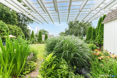 7 Windward Way Waterford CT 06385