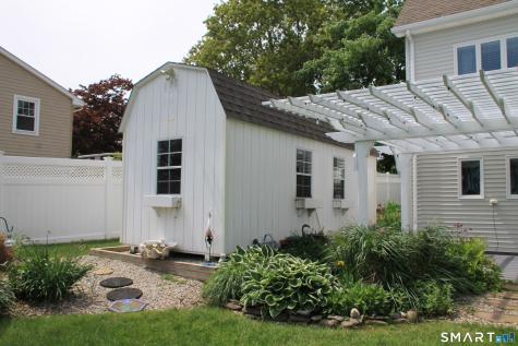 7 Windward Way Waterford CT 06385