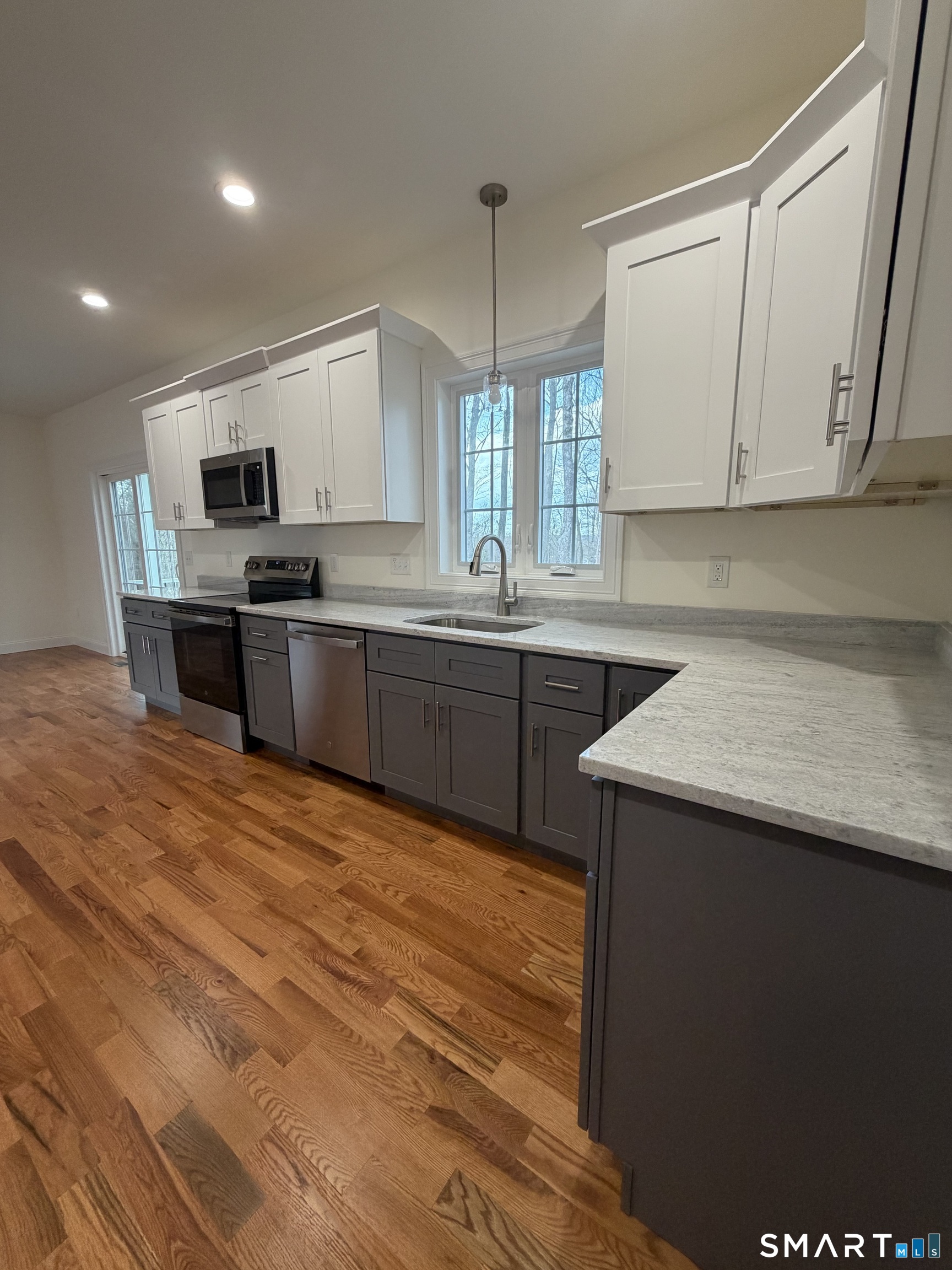 21 Laurel Avenue Plymouth CT 06786