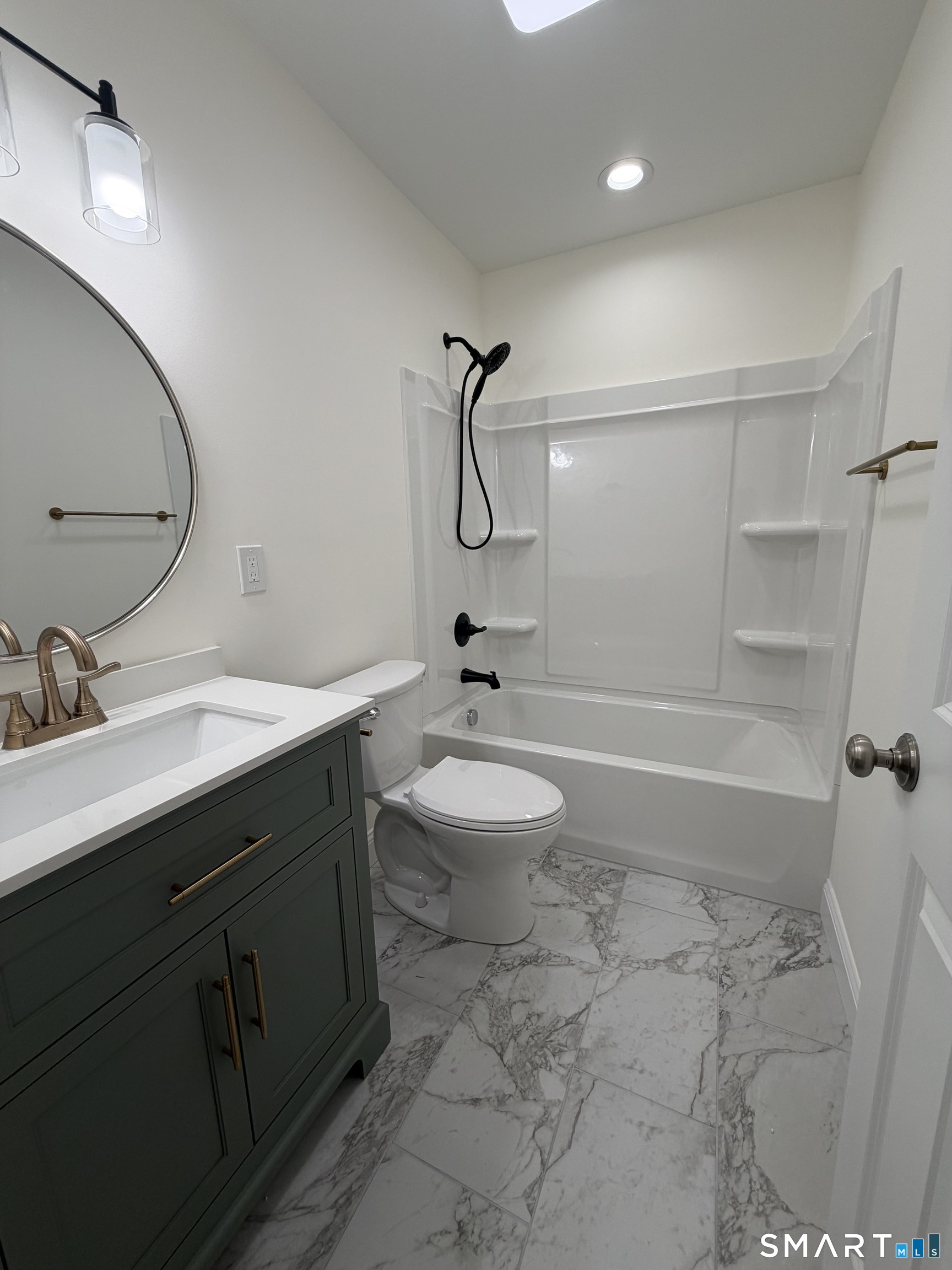 21 Laurel Avenue Plymouth CT 06786
