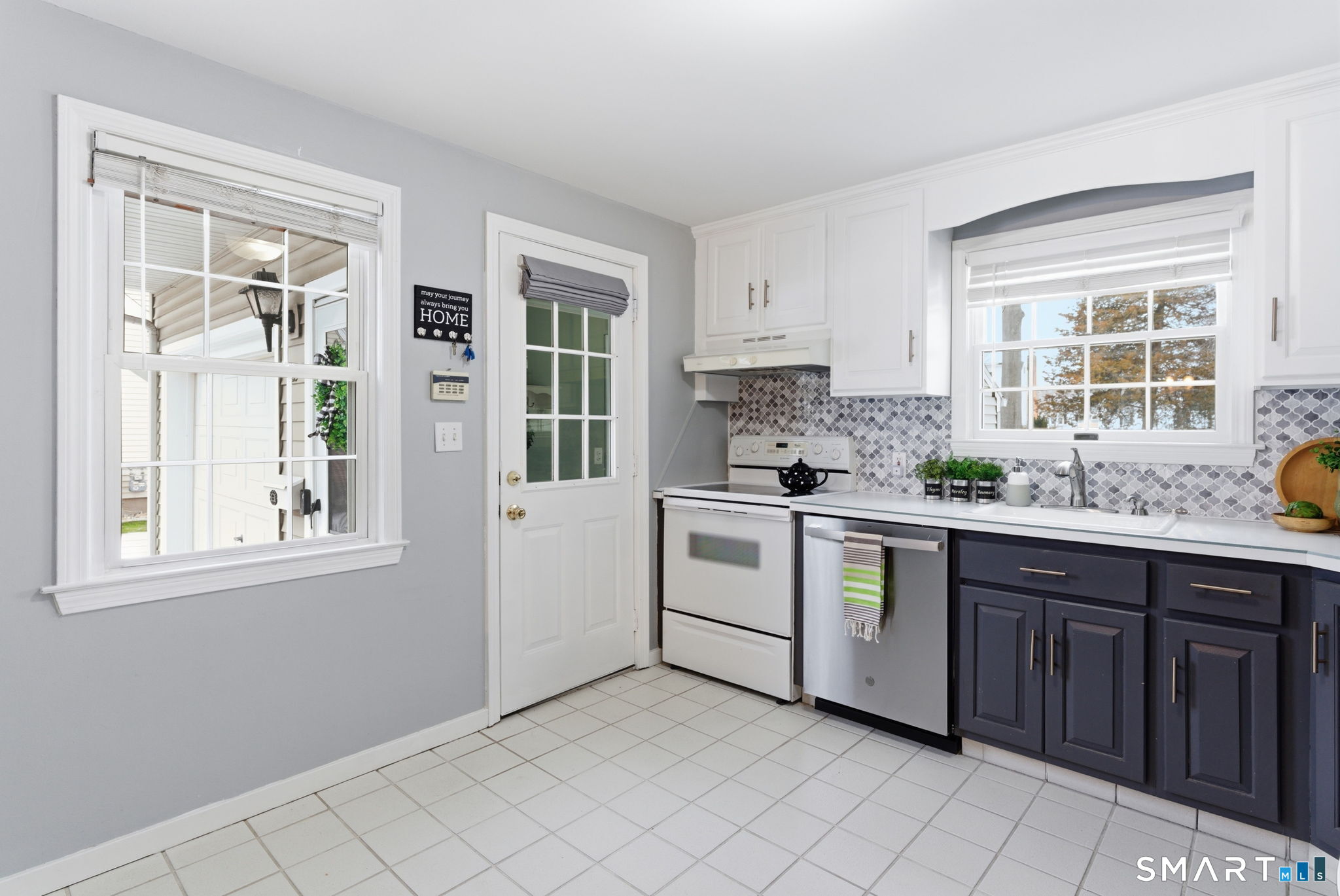 42 Sunset Road Newington CT 06111