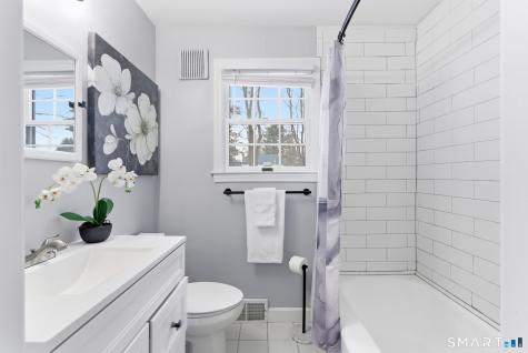 42 Sunset Road Newington CT 06111