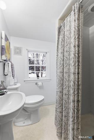 42 Sunset Road Newington CT 06111