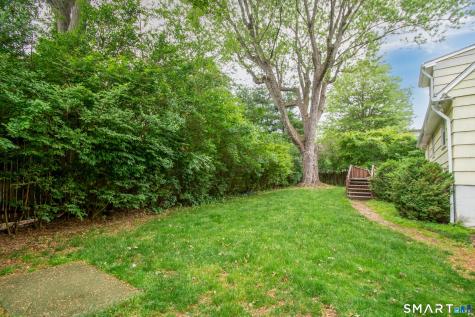 28 Raymonds Drive Fairfield CT 06824