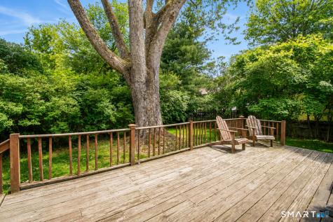 28 Raymonds Drive Fairfield CT 06824
